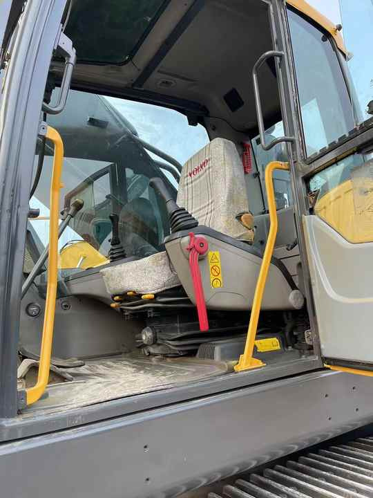Good Condition VOLVO EC480DL Excavator Low Price Large Hydraulic Crawler Excavator volvo 480dl for Sale - Bager gusjeničar: slika Good Condition VOLVO EC480DL Excavator Low Price Large Hydraulic Crawler Excavator volvo 480dl for Sale - Bager gusjeničar Good Condition VOLVO EC480DL Excavator Low Price Large Hydraulic Crawler Excavator volvo 480dl for Sale - Bager gusjeničar: slika Good Condition VOLVO EC480DL Excavator Low Price Large Hydraulic Crawler Excavator volvo 480dl for Sale - Bager gusjeničar