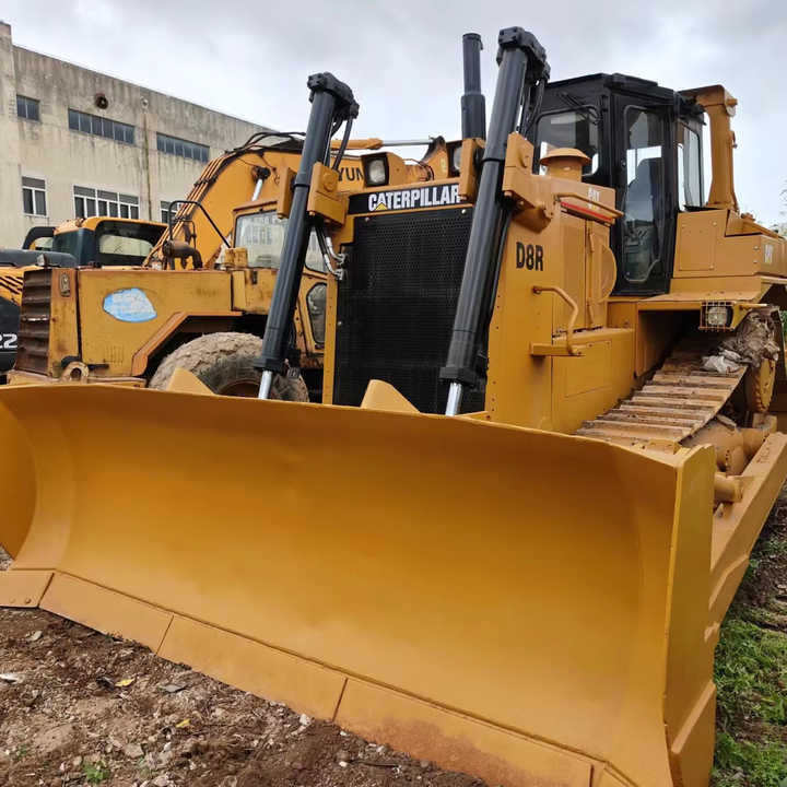 Good Quality Used Bulldozer Construction Used CAT D8R Bulldozers Crawler Caterpillar Machinery CAT D8R Used Bulldozers - Buldožer: slika Good Quality Used Bulldozer Construction Used CAT D8R Bulldozers Crawler Caterpillar Machinery CAT D8R Used Bulldozers - Buldožer Good Quality Used Bulldozer Construction Used CAT D8R Bulldozers Crawler Caterpillar Machinery CAT D8R Used Bulldozers - Buldožer: slika Good Quality Used Bulldozer Construction Used CAT D8R Bulldozers Crawler Caterpillar Machinery CAT D8R Used Bulldozers - Buldožer