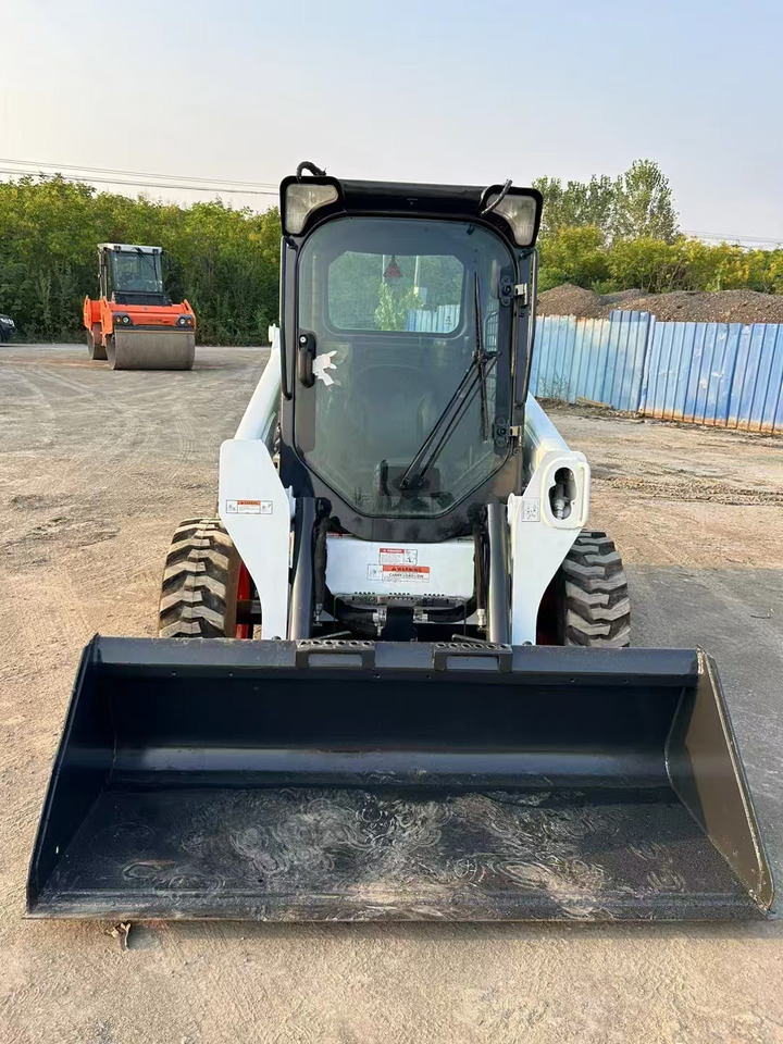 BOBCAT High Performance Low Hours Excellent Condition Reliable Second Hand Bobcat S550 Skid Steer Loader in Stock for Sale - Građevinski strojevi: slika BOBCAT High Performance Low Hours Excellent Condition Reliable Second Hand Bobcat S550 Skid Steer Loader in Stock for Sale - Građevinski strojevi BOBCAT High Performance Low Hours Excellent Condition Reliable Second Hand Bobcat S550 Skid Steer Loader in Stock for Sale - Građevinski strojevi: slika BOBCAT High Performance Low Hours Excellent Condition Reliable Second Hand Bobcat S550 Skid Steer Loader in Stock for Sale - Građevinski strojevi