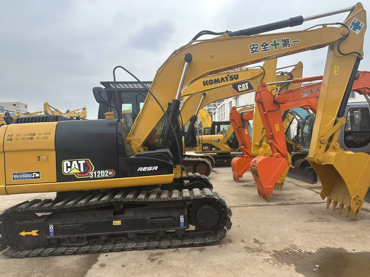 CRAWLER EXCAVATOR Used Caterpillar Cat312D2 Excavator Original Japan Heavy Machinery Caterpillar 312D2 Excavator for Sale - Građevinski strojevi: slika CRAWLER EXCAVATOR Used Caterpillar Cat312D2 Excavator Original Japan Heavy Machinery Caterpillar 312D2 Excavator for Sale - Građevinski strojevi CRAWLER EXCAVATOR Used Caterpillar Cat312D2 Excavator Original Japan Heavy Machinery Caterpillar 312D2 Excavator for Sale - Građevinski strojevi: slika CRAWLER EXCAVATOR Used Caterpillar Cat312D2 Excavator Original Japan Heavy Machinery Caterpillar 312D2 Excavator for Sale - Građevinski strojevi
