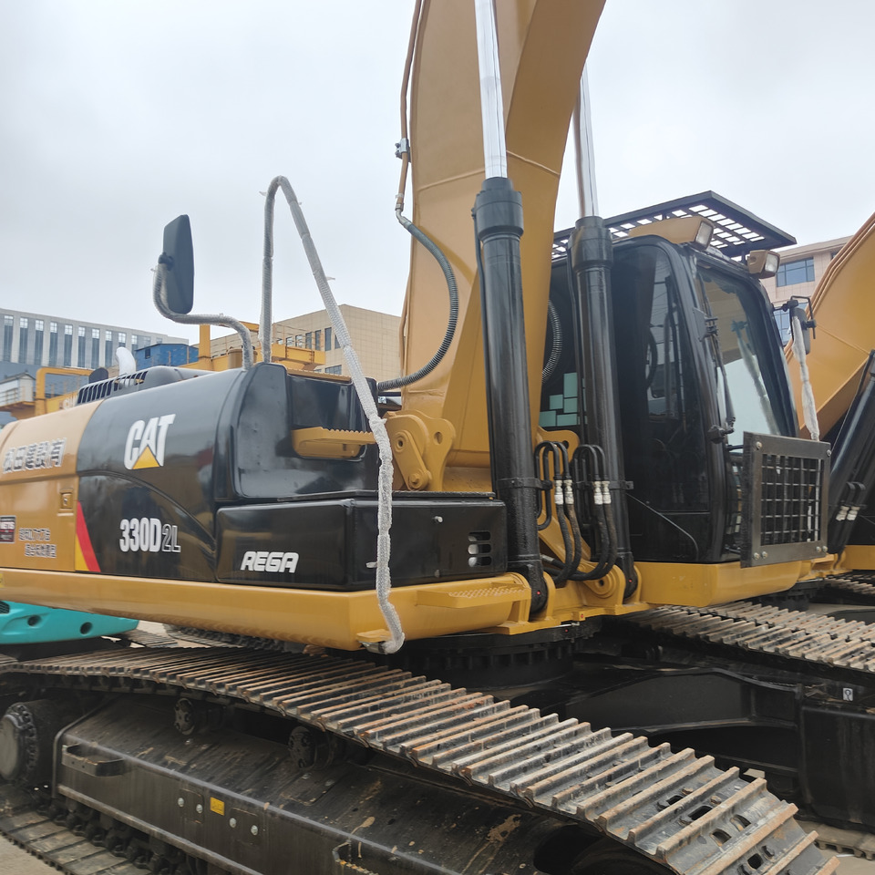 EXCAVATOR Used 30tons Large Caterpillar Excavator 330D2L for Sale Used Excavator in Fine Condition and Low Price Hot Sale - Građevinski strojevi: slika EXCAVATOR Used 30tons Large Caterpillar Excavator 330D2L for Sale Used Excavator in Fine Condition and Low Price Hot Sale - Građevinski strojevi EXCAVATOR Used 30tons Large Caterpillar Excavator 330D2L for Sale Used Excavator in Fine Condition and Low Price Hot Sale - Građevinski strojevi: slika EXCAVATOR Used 30tons Large Caterpillar Excavator 330D2L for Sale Used Excavator in Fine Condition and Low Price Hot Sale - Građevinski strojevi