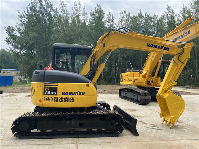 High Quality Used Crawler Excavator komatsu Pc78 Pc128 Pc138 Pc200-8 Pc220-8 Pc240-8 Excavator - Bager gusjeničar: slika High Quality Used Crawler Excavator komatsu Pc78 Pc128 Pc138 Pc200-8 Pc220-8 Pc240-8 Excavator - Bager gusjeničar High Quality Used Crawler Excavator komatsu Pc78 Pc128 Pc138 Pc200-8 Pc220-8 Pc240-8 Excavator - Bager gusjeničar: slika High Quality Used Crawler Excavator komatsu Pc78 Pc128 Pc138 Pc200-8 Pc220-8 Pc240-8 Excavator - Bager gusjeničar