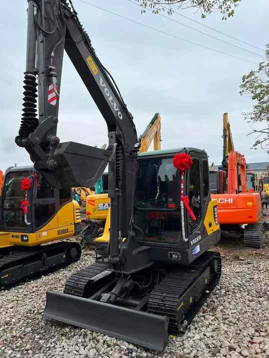 High Quality Used Volvo EC60D Excavator for Sale 6 Ton Compact Machine, Excellent Condition, Ready for Work! - Bager gusjeničar: slika High Quality Used Volvo EC60D Excavator for Sale 6 Ton Compact Machine, Excellent Condition, Ready for Work! - Bager gusjeničar High Quality Used Volvo EC60D Excavator for Sale 6 Ton Compact Machine, Excellent Condition, Ready for Work! - Bager gusjeničar: slika High Quality Used Volvo EC60D Excavator for Sale 6 Ton Compact Machine, Excellent Condition, Ready for Work! - Bager gusjeničar
