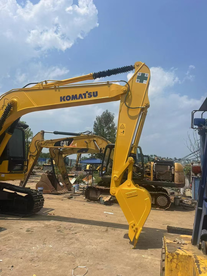 KOMATSU Used Second-hand Hotsale Excavator PC160 - Bager gusjeničar: slika KOMATSU Used Second-hand Hotsale Excavator PC160 - Bager gusjeničar KOMATSU Used Second-hand Hotsale Excavator PC160 - Bager gusjeničar: slika KOMATSU Used Second-hand Hotsale Excavator PC160 - Bager gusjeničar