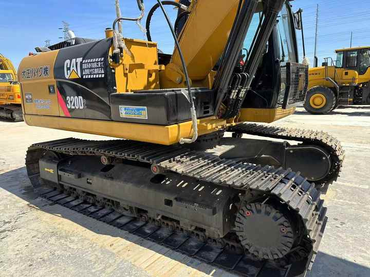 Reasonable Price Japan Original 330d2 Caterpillar Excavator CAT USED 329D2 320D2 325D 315D Excavator - Bager gusjeničar: slika Reasonable Price Japan Original 330d2 Caterpillar Excavator CAT USED 329D2 320D2 325D 315D Excavator - Bager gusjeničar Reasonable Price Japan Original 330d2 Caterpillar Excavator CAT USED 329D2 320D2 325D 315D Excavator - Bager gusjeničar: slika Reasonable Price Japan Original 330d2 Caterpillar Excavator CAT USED 329D2 320D2 325D 315D Excavator - Bager gusjeničar