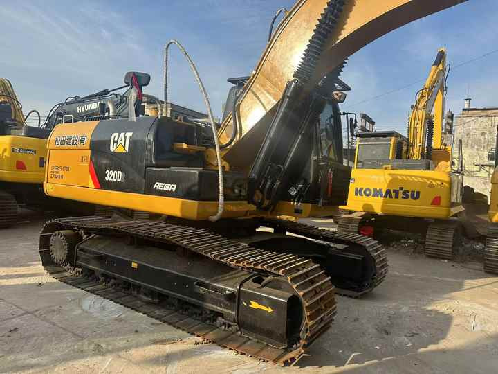 Second Hand Excavator 320D Used Low Price Caterpillar CAT 312D 315D 320D 325D in Good Condition - Bager gusjeničar: slika Second Hand Excavator 320D Used Low Price Caterpillar CAT 312D 315D 320D 325D in Good Condition - Bager gusjeničar Second Hand Excavator 320D Used Low Price Caterpillar CAT 312D 315D 320D 325D in Good Condition - Bager gusjeničar: slika Second Hand Excavator 320D Used Low Price Caterpillar CAT 312D 315D 320D 325D in Good Condition - Bager gusjeničar