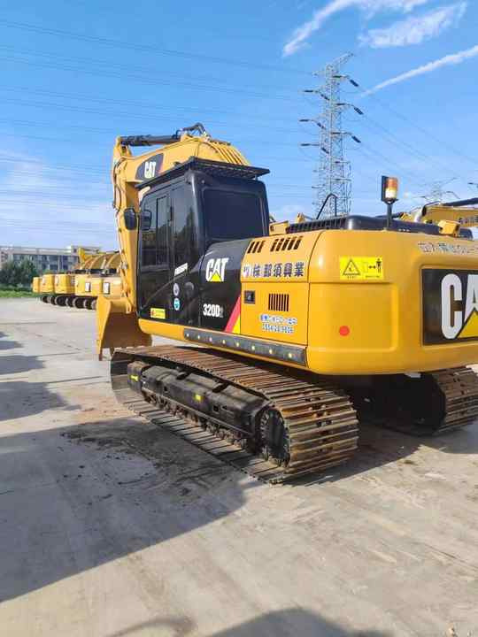 Second Hand Machine Original Used Caterpillar Excavator CAT 330D2 USED 329D2 320D2 325D 315D Excavator - Bager gusjeničar: slika Second Hand Machine Original Used Caterpillar Excavator CAT 330D2 USED 329D2 320D2 325D 315D Excavator - Bager gusjeničar Second Hand Machine Original Used Caterpillar Excavator CAT 330D2 USED 329D2 320D2 325D 315D Excavator - Bager gusjeničar: slika Second Hand Machine Original Used Caterpillar Excavator CAT 330D2 USED 329D2 320D2 325D 315D Excavator - Bager gusjeničar