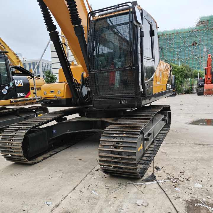 South Korea Low Price Hyundai 220lc-9s Excavator Hyundai 22ton Excavator Hot Sale - Bager gusjeničar: slika South Korea Low Price Hyundai 220lc-9s Excavator Hyundai 22ton Excavator Hot Sale - Bager gusjeničar South Korea Low Price Hyundai 220lc-9s Excavator Hyundai 22ton Excavator Hot Sale - Bager gusjeničar: slika South Korea Low Price Hyundai 220lc-9s Excavator Hyundai 22ton Excavator Hot Sale - Bager gusjeničar