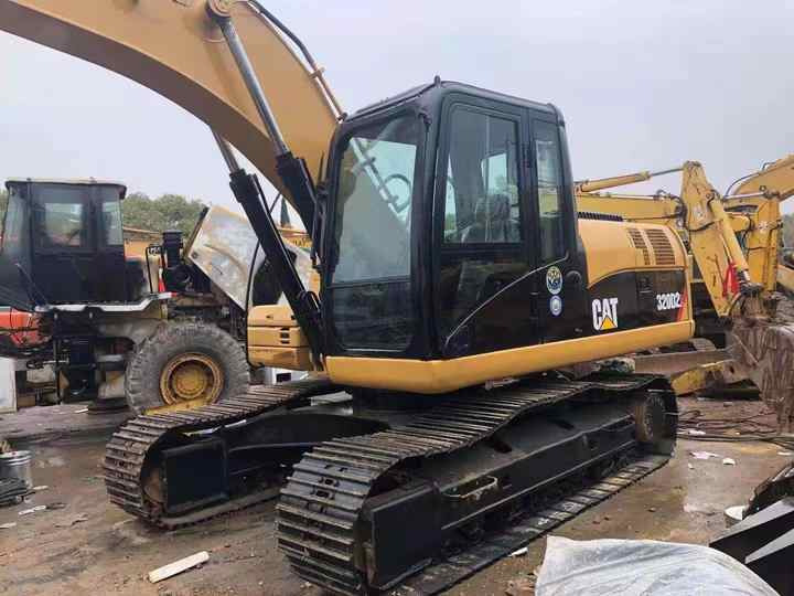 Used Cat320D2L Excavator Efficient Heavy Construction Equipment with Original Engine Second Hand Crawler Excavator - Bager: slika Used Cat320D2L Excavator Efficient Heavy Construction Equipment with Original Engine Second Hand Crawler Excavator - Bager Used Cat320D2L Excavator Efficient Heavy Construction Equipment with Original Engine Second Hand Crawler Excavator - Bager: slika Used Cat320D2L Excavator Efficient Heavy Construction Equipment with Original Engine Second Hand Crawler Excavator - Bager