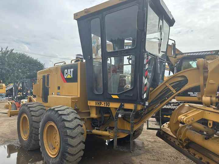 Used Caterpillar CAT 140k Land Road Motor Grader CAT140k Used Grader Cheap Price for Sale - Grejder: slika Used Caterpillar CAT 140k Land Road Motor Grader CAT140k Used Grader Cheap Price for Sale - Grejder Used Caterpillar CAT 140k Land Road Motor Grader CAT140k Used Grader Cheap Price for Sale - Grejder: slika Used Caterpillar CAT 140k Land Road Motor Grader CAT140k Used Grader Cheap Price for Sale - Grejder