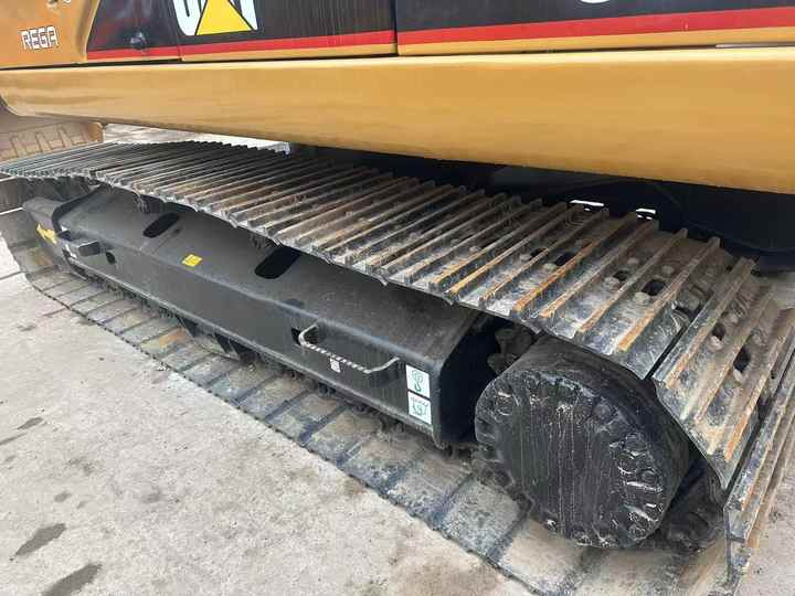 Used Excavator Caterpillar CAT320c Small and Medium-sized Original Excavator CAT320c for Sale - Bager gusjeničar: slika Used Excavator Caterpillar CAT320c Small and Medium-sized Original Excavator CAT320c for Sale - Bager gusjeničar Used Excavator Caterpillar CAT320c Small and Medium-sized Original Excavator CAT320c for Sale - Bager gusjeničar: slika Used Excavator Caterpillar CAT320c Small and Medium-sized Original Excavator CAT320c for Sale - Bager gusjeničar