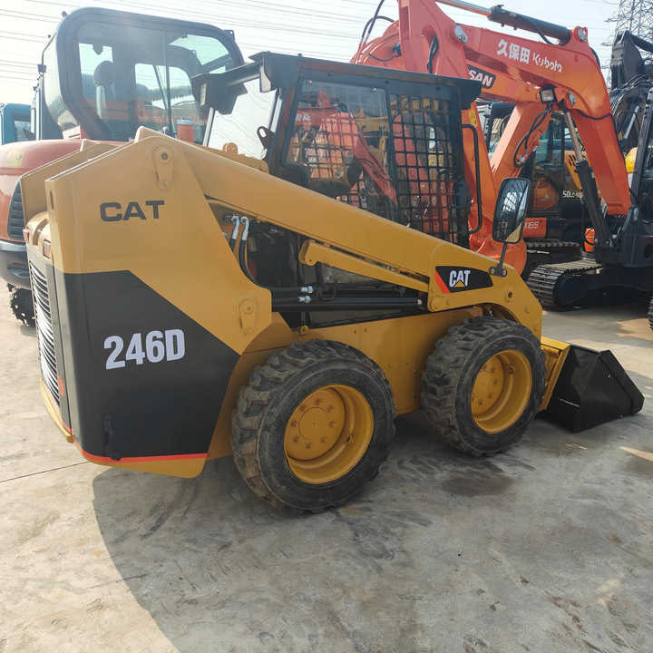 Used Front Loader Tractor CAT 246D Skid Steer Loader / Used Cat 226B 246C 246d Mini Skid Steer Loader in Stock - Mini utovarivač: slika Used Front Loader Tractor CAT 246D Skid Steer Loader / Used Cat 226B 246C 246d Mini Skid Steer Loader in Stock - Mini utovarivač Used Front Loader Tractor CAT 246D Skid Steer Loader / Used Cat 226B 246C 246d Mini Skid Steer Loader in Stock - Mini utovarivač: slika Used Front Loader Tractor CAT 246D Skid Steer Loader / Used Cat 226B 246C 246d Mini Skid Steer Loader in Stock - Mini utovarivač
