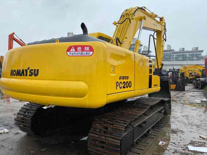Used Good Quality Japan Original PC200-6 in Good Condition PC200-6 Komatsu - Bager gusjeničar: slika Used Good Quality Japan Original PC200-6 in Good Condition PC200-6 Komatsu - Bager gusjeničar Used Good Quality Japan Original PC200-6 in Good Condition PC200-6 Komatsu - Bager gusjeničar: slika Used Good Quality Japan Original PC200-6 in Good Condition PC200-6 Komatsu - Bager gusjeničar