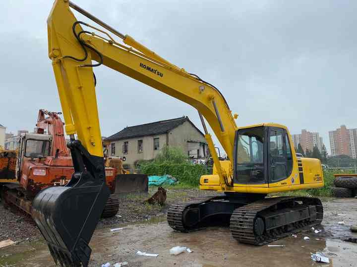 Used Good Quality Japan Original PC200-6 in Good Condition PC200-6 Komatsu - Bager gusjeničar: slika Used Good Quality Japan Original PC200-6 in Good Condition PC200-6 Komatsu - Bager gusjeničar Used Good Quality Japan Original PC200-6 in Good Condition PC200-6 Komatsu - Bager gusjeničar: slika Used Good Quality Japan Original PC200-6 in Good Condition PC200-6 Komatsu - Bager gusjeničar