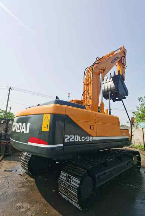 Used HYUNDAI R220-9S New Model Excavator Second Hand Machine Popular Brand Korean hyundai Hydraulic Machinery - Bager: slika Used HYUNDAI R220-9S New Model Excavator Second Hand Machine Popular Brand Korean hyundai Hydraulic Machinery - Bager Used HYUNDAI R220-9S New Model Excavator Second Hand Machine Popular Brand Korean hyundai Hydraulic Machinery - Bager: slika Used HYUNDAI R220-9S New Model Excavator Second Hand Machine Popular Brand Korean hyundai Hydraulic Machinery - Bager