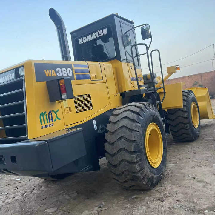 Used Komatsu WA380-3 Front Loader in Very Good Condition Strong Power komatsu 380 Wheel Loader Low Price Hot Sale - Utovarivač na kotačima: slika Used Komatsu WA380-3 Front Loader in Very Good Condition Strong Power komatsu 380 Wheel Loader Low Price Hot Sale - Utovarivač na kotačima Used Komatsu WA380-3 Front Loader in Very Good Condition Strong Power komatsu 380 Wheel Loader Low Price Hot Sale - Utovarivač na kotačima: slika Used Komatsu WA380-3 Front Loader in Very Good Condition Strong Power komatsu 380 Wheel Loader Low Price Hot Sale - Utovarivač na kotačima