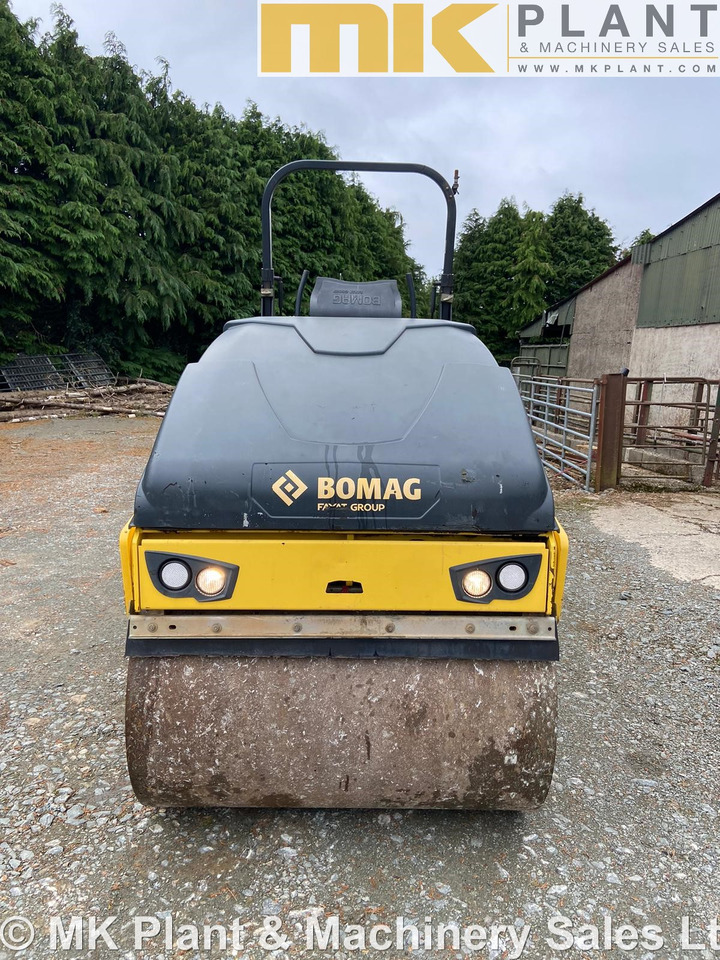 BOMAG BW135AD-5 - Valjak: slika BOMAG BW135AD-5 - Valjak BOMAG BW135AD-5 - Valjak: slika BOMAG BW135AD-5 - Valjak