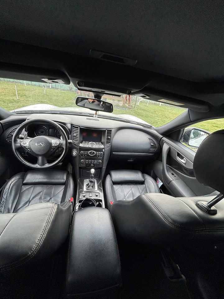 Infiniti QX70 FX30 Diesel V6 Euro6 - SUV: slika Infiniti QX70 FX30 Diesel V6 Euro6 - SUV Infiniti QX70 FX30 Diesel V6 Euro6 - SUV: slika Infiniti QX70 FX30 Diesel V6 Euro6 - SUV