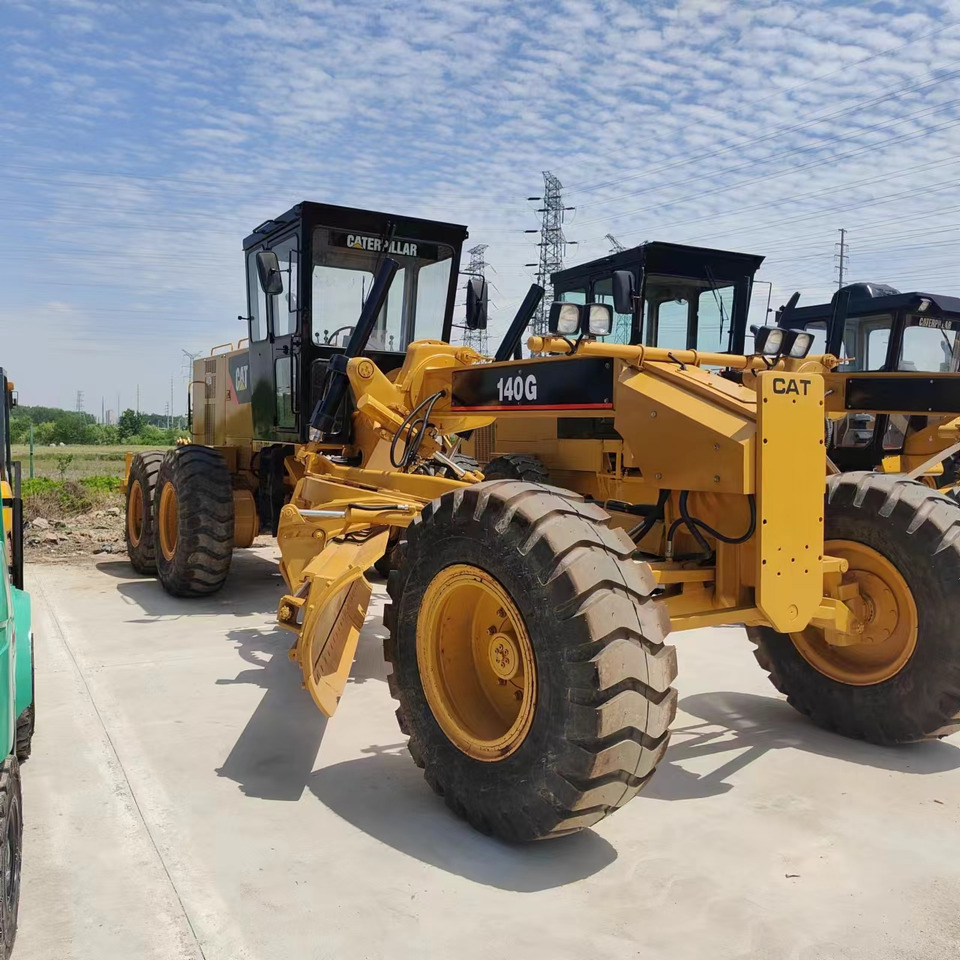 CATERPILLAR 140G - Grejder: slika CATERPILLAR 140G - Grejder CATERPILLAR 140G - Grejder: slika CATERPILLAR 140G - Grejder
