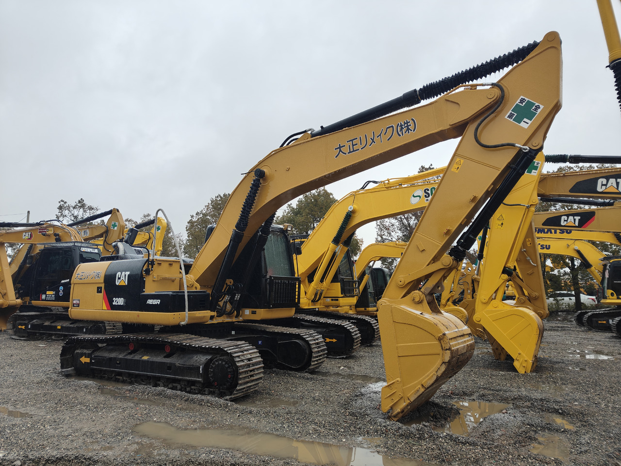 CATERPILLAR 320D2 - Bager gusjeničar: slika CATERPILLAR 320D2 - Bager gusjeničar CATERPILLAR 320D2 - Bager gusjeničar: slika CATERPILLAR 320D2 - Bager gusjeničar