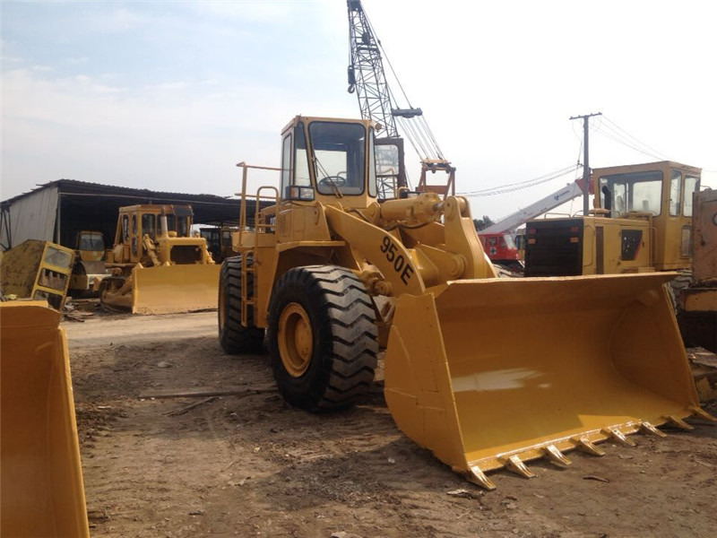 CATERPILLAR 950E - Utovarivač na kotačima: slika CATERPILLAR 950E - Utovarivač na kotačima CATERPILLAR 950E - Utovarivač na kotačima: slika CATERPILLAR 950E - Utovarivač na kotačima