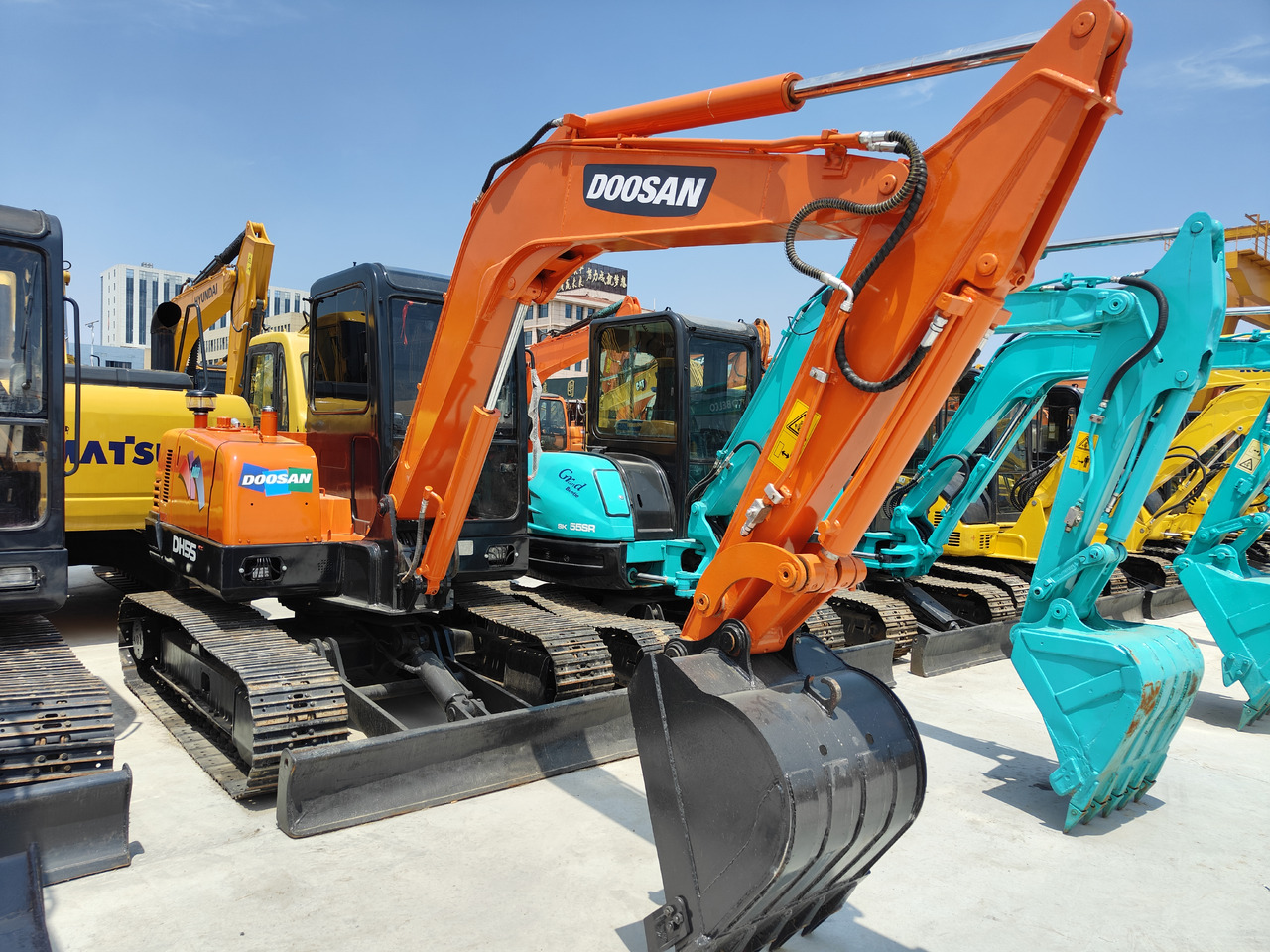 DOOSAN DH55 - Bager gusjeničar: slika DOOSAN DH55 - Bager gusjeničar DOOSAN DH55 - Bager gusjeničar: slika DOOSAN DH55 - Bager gusjeničar