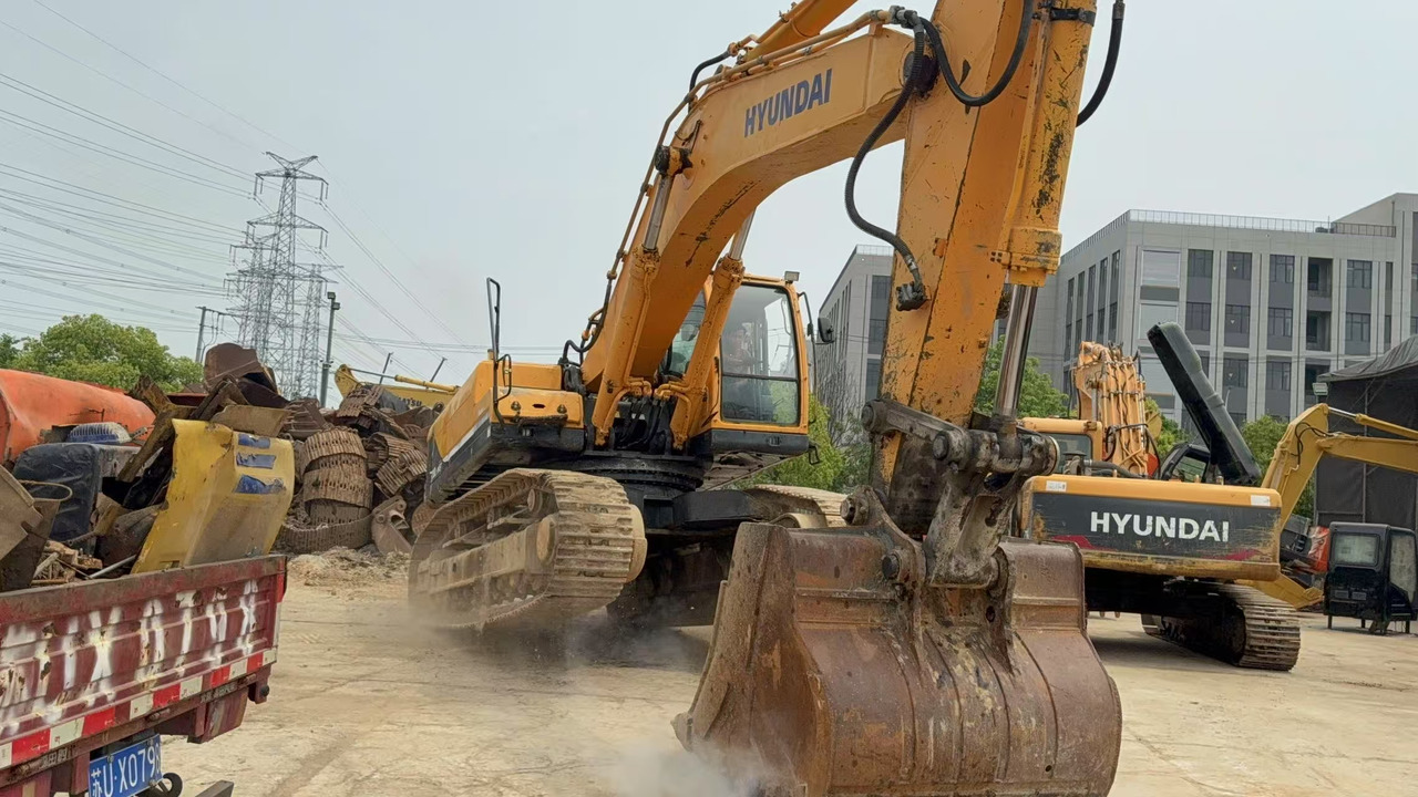 HYUNDAI R520 - Bager gusjeničar: slika HYUNDAI R520 - Bager gusjeničar HYUNDAI R520 - Bager gusjeničar: slika HYUNDAI R520 - Bager gusjeničar