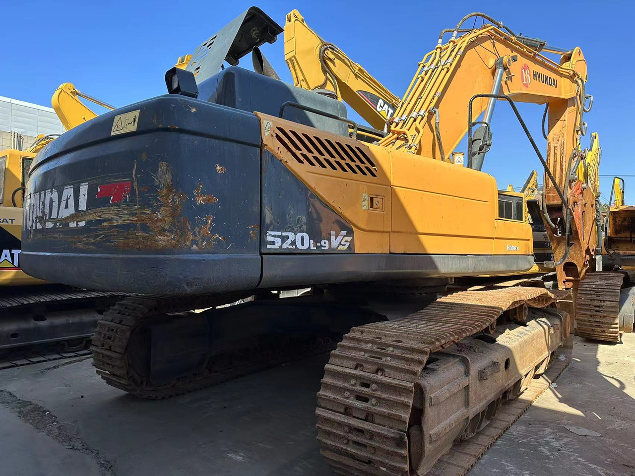 HYUNDAI R520LVS - Bager gusjeničar: slika HYUNDAI R520LVS - Bager gusjeničar HYUNDAI R520LVS - Bager gusjeničar: slika HYUNDAI R520LVS - Bager gusjeničar