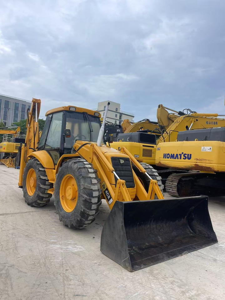 JCB 4CX - Rovokopač-utovarivač: slika JCB 4CX - Rovokopač-utovarivač JCB 4CX - Rovokopač-utovarivač: slika JCB 4CX - Rovokopač-utovarivač
