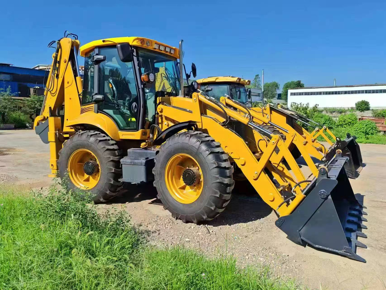 JCB 4CX - Rovokopač-utovarivač: slika JCB 4CX - Rovokopač-utovarivač JCB 4CX - Rovokopač-utovarivač: slika JCB 4CX - Rovokopač-utovarivač