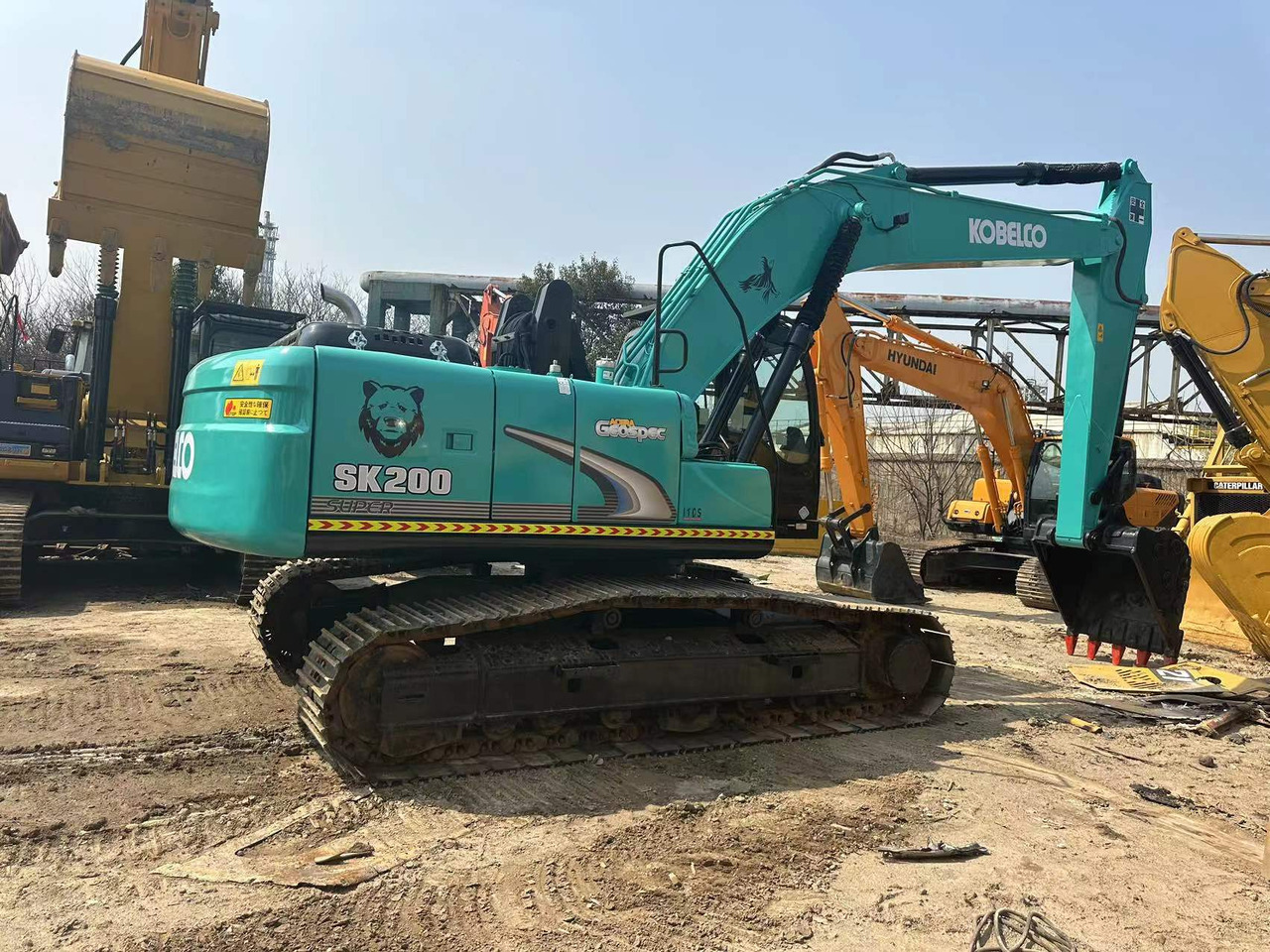 KOBELCO SK200-8 - Bager gusjeničar: slika KOBELCO SK200-8 - Bager gusjeničar KOBELCO SK200-8 - Bager gusjeničar: slika KOBELCO SK200-8 - Bager gusjeničar