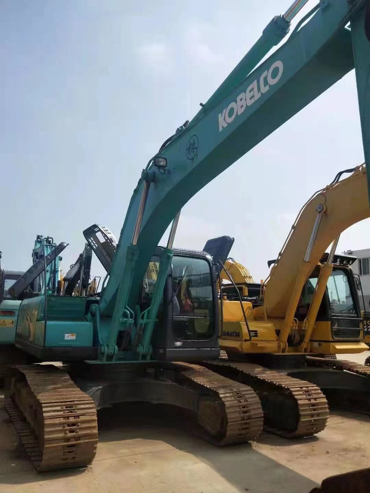 KOBELCO SK210-8 - Mini bager: slika KOBELCO SK210-8 - Mini bager KOBELCO SK210-8 - Mini bager: slika KOBELCO SK210-8 - Mini bager