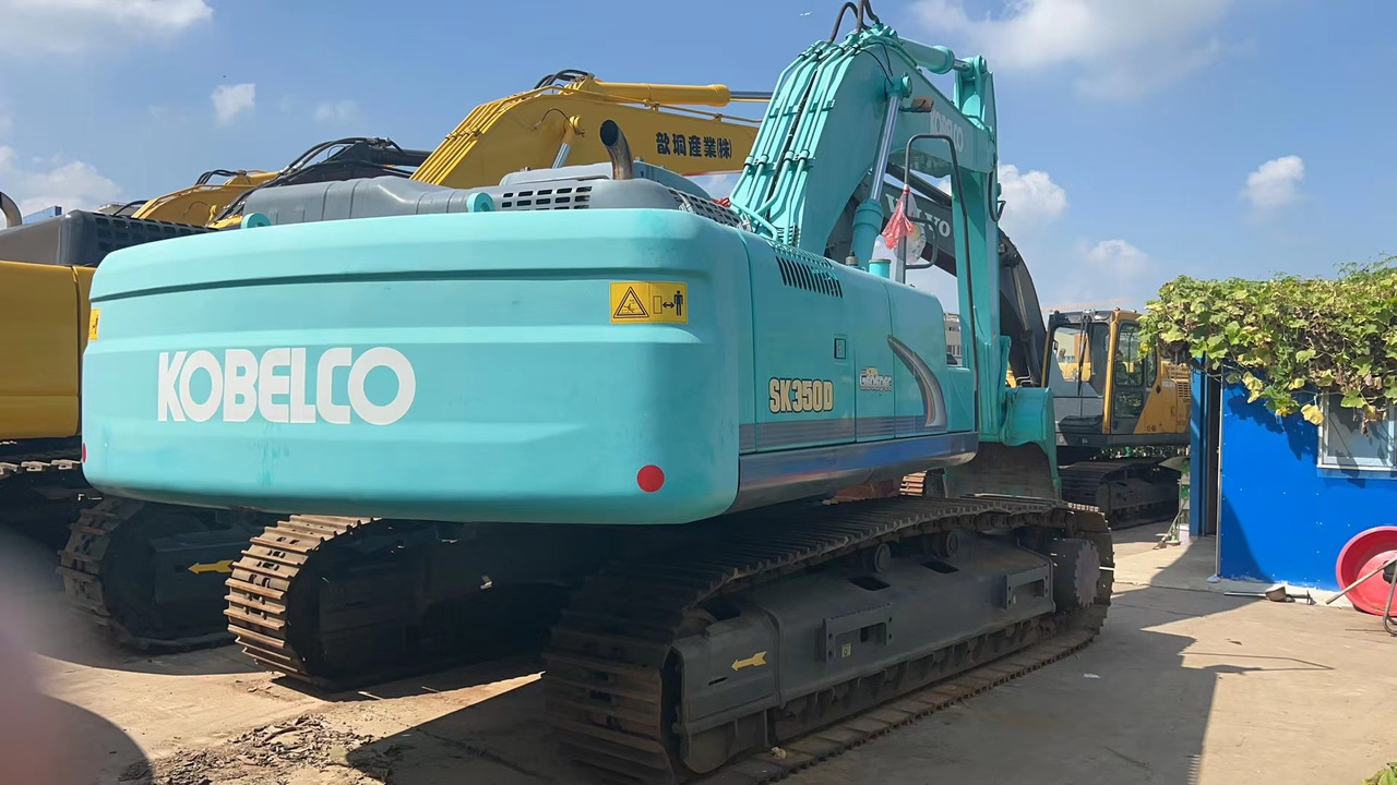 KOBELCO SK350-8 - Mini bager: slika KOBELCO SK350-8 - Mini bager KOBELCO SK350-8 - Mini bager: slika KOBELCO SK350-8 - Mini bager