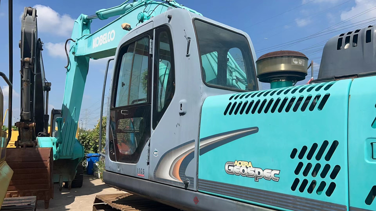 KOBELCO SK350-8 - Mini bager: slika KOBELCO SK350-8 - Mini bager KOBELCO SK350-8 - Mini bager: slika KOBELCO SK350-8 - Mini bager