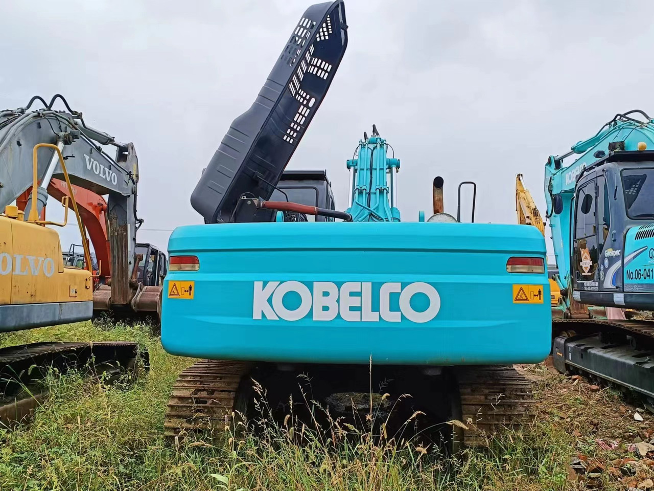KOBELCO SK350D - Mini bager: slika KOBELCO SK350D - Mini bager KOBELCO SK350D - Mini bager: slika KOBELCO SK350D - Mini bager