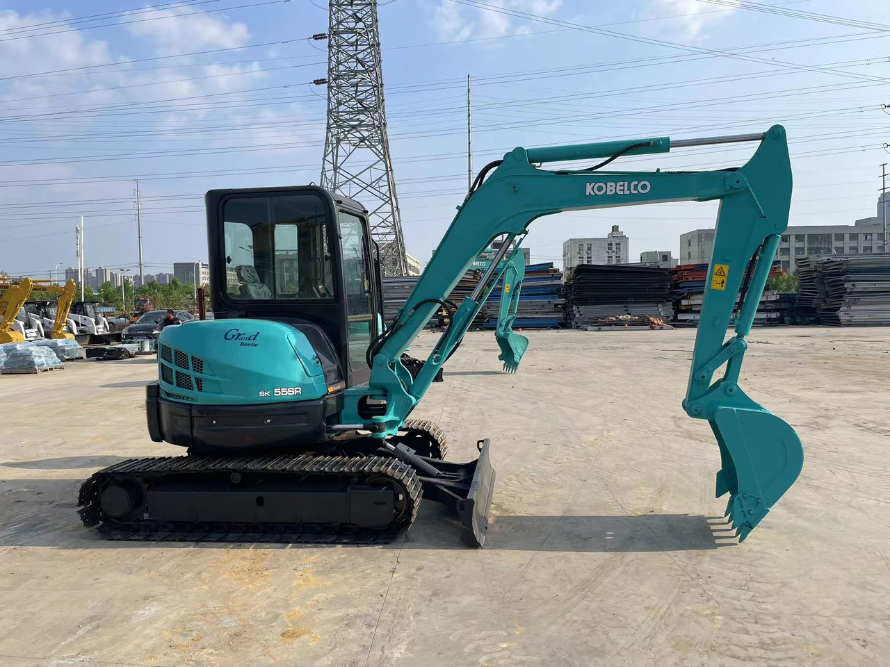 KOBELCO SK55SR - Mini bager: slika KOBELCO SK55SR - Mini bager KOBELCO SK55SR - Mini bager: slika KOBELCO SK55SR - Mini bager