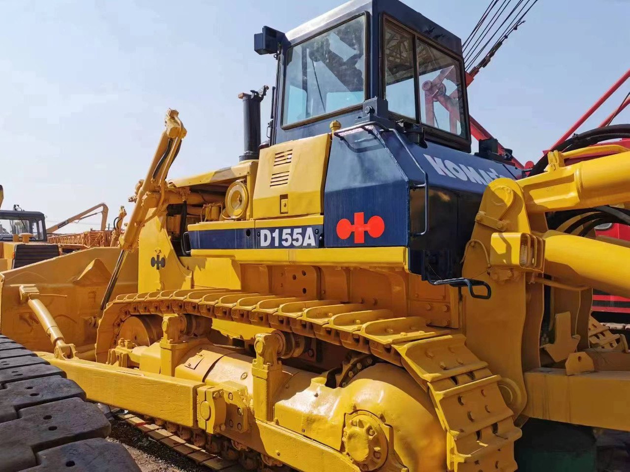 KOMATSU D155A-2 - Buldožer: slika KOMATSU D155A-2 - Buldožer KOMATSU D155A-2 - Buldožer: slika KOMATSU D155A-2 - Buldožer