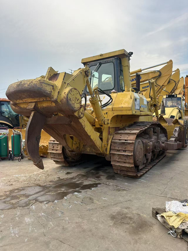 KOMATSU D155A-5 - Buldožer: slika KOMATSU D155A-5 - Buldožer KOMATSU D155A-5 - Buldožer: slika KOMATSU D155A-5 - Buldožer
