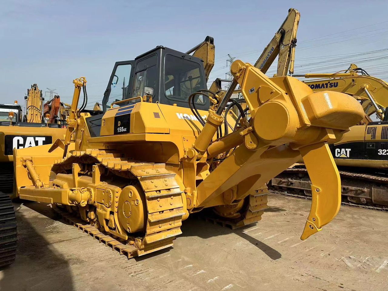 KOMATSU D155A-5 - Buldožer: slika KOMATSU D155A-5 - Buldožer KOMATSU D155A-5 - Buldožer: slika KOMATSU D155A-5 - Buldožer