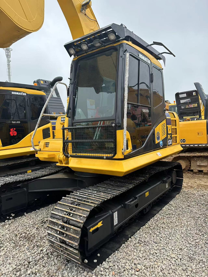 KOMATSU PC130-7 - Bager gusjeničar: slika KOMATSU PC130-7 - Bager gusjeničar KOMATSU PC130-7 - Bager gusjeničar: slika KOMATSU PC130-7 - Bager gusjeničar
