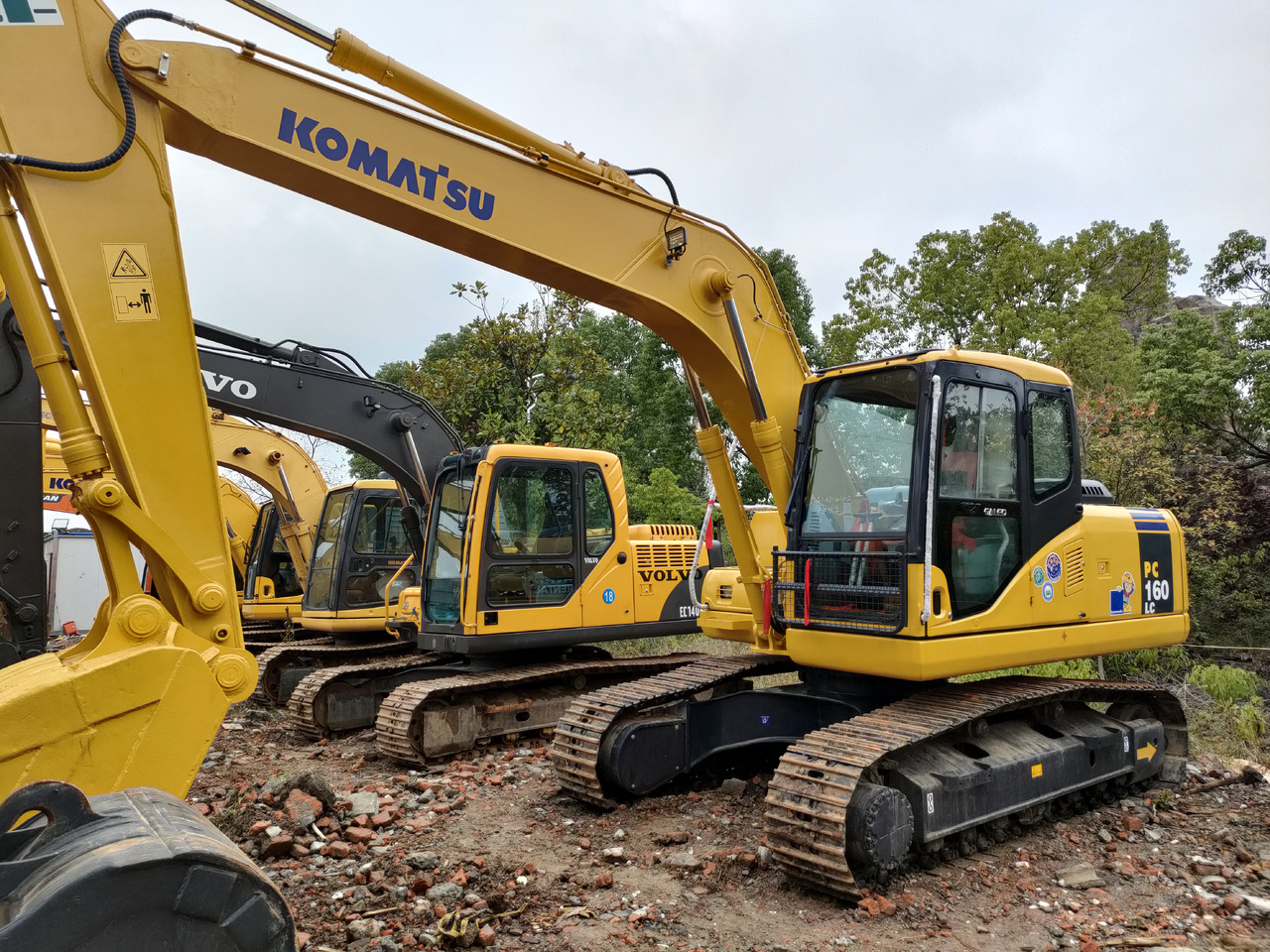 KOMATSU PC160-7 - Bager gusjeničar: slika KOMATSU PC160-7 - Bager gusjeničar KOMATSU PC160-7 - Bager gusjeničar: slika KOMATSU PC160-7 - Bager gusjeničar