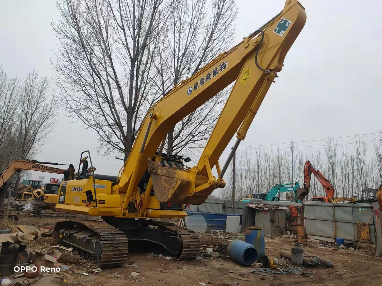 KOMATSU PC200-8 - Bager na kotačima: slika KOMATSU PC200-8 - Bager na kotačima KOMATSU PC200-8 - Bager na kotačima: slika KOMATSU PC200-8 - Bager na kotačima