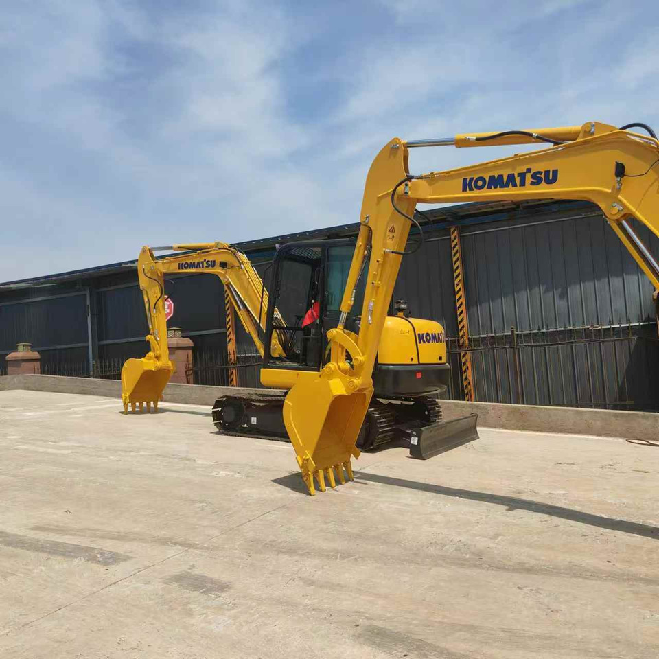 KOMATSU PC56-7 - Bager gusjeničar: slika KOMATSU PC56-7 - Bager gusjeničar KOMATSU PC56-7 - Bager gusjeničar: slika KOMATSU PC56-7 - Bager gusjeničar