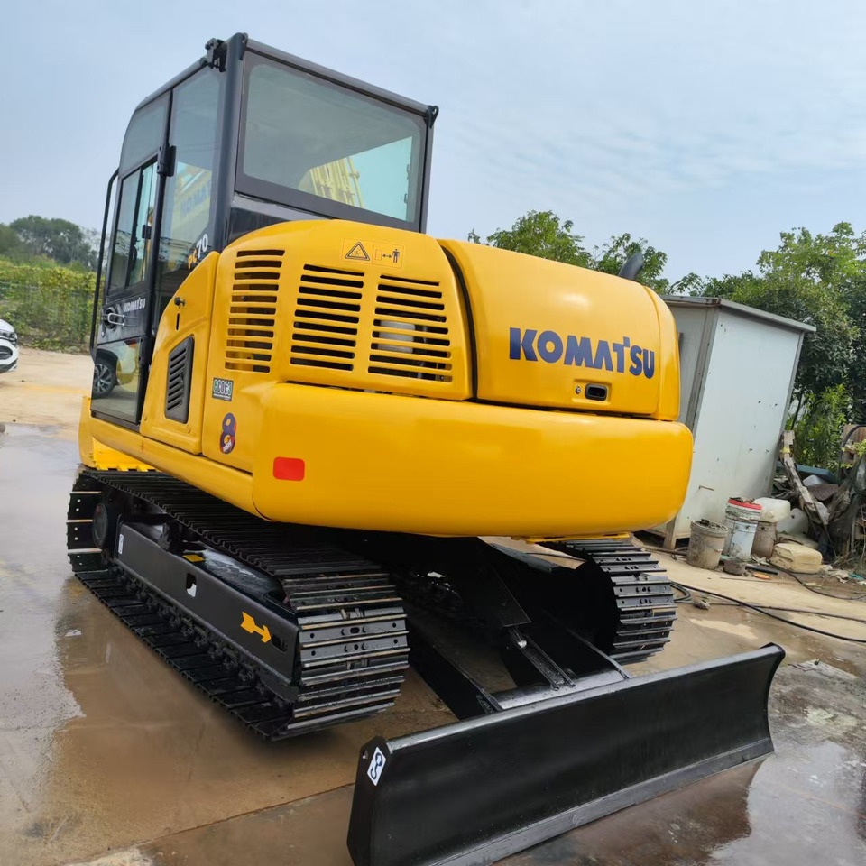 KOMATSU PC70-8 - Bager gusjeničar: slika KOMATSU PC70-8 - Bager gusjeničar KOMATSU PC70-8 - Bager gusjeničar: slika KOMATSU PC70-8 - Bager gusjeničar
