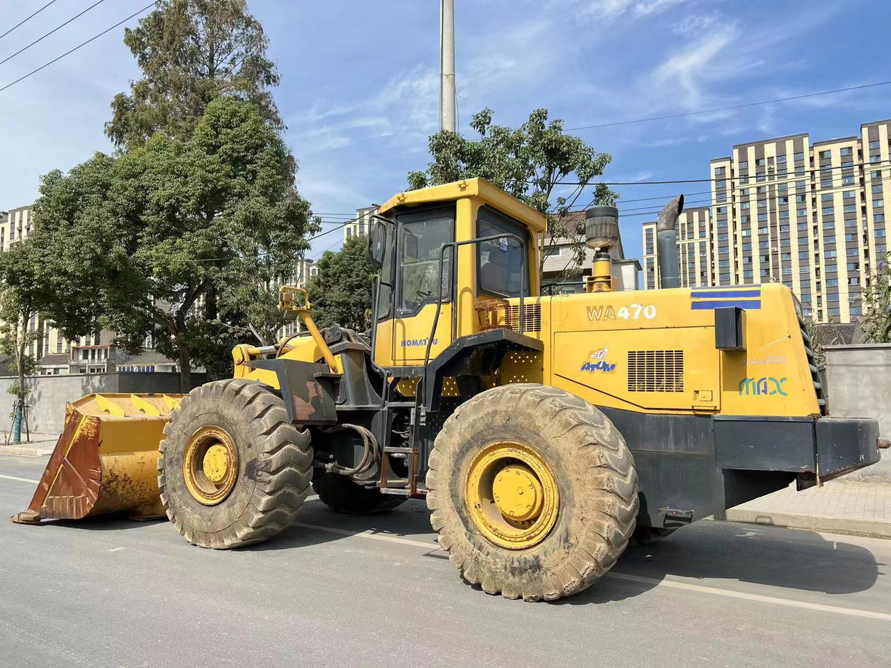 KOMATSU WA470-3 - Utovarivač na kotačima: slika KOMATSU WA470-3 - Utovarivač na kotačima KOMATSU WA470-3 - Utovarivač na kotačima: slika KOMATSU WA470-3 - Utovarivač na kotačima