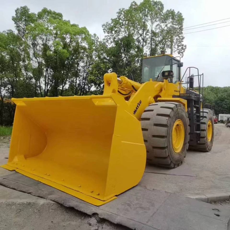 KOMATSU WA600-3 - Utovarivač na kotačima: slika KOMATSU WA600-3 - Utovarivač na kotačima KOMATSU WA600-3 - Utovarivač na kotačima: slika KOMATSU WA600-3 - Utovarivač na kotačima