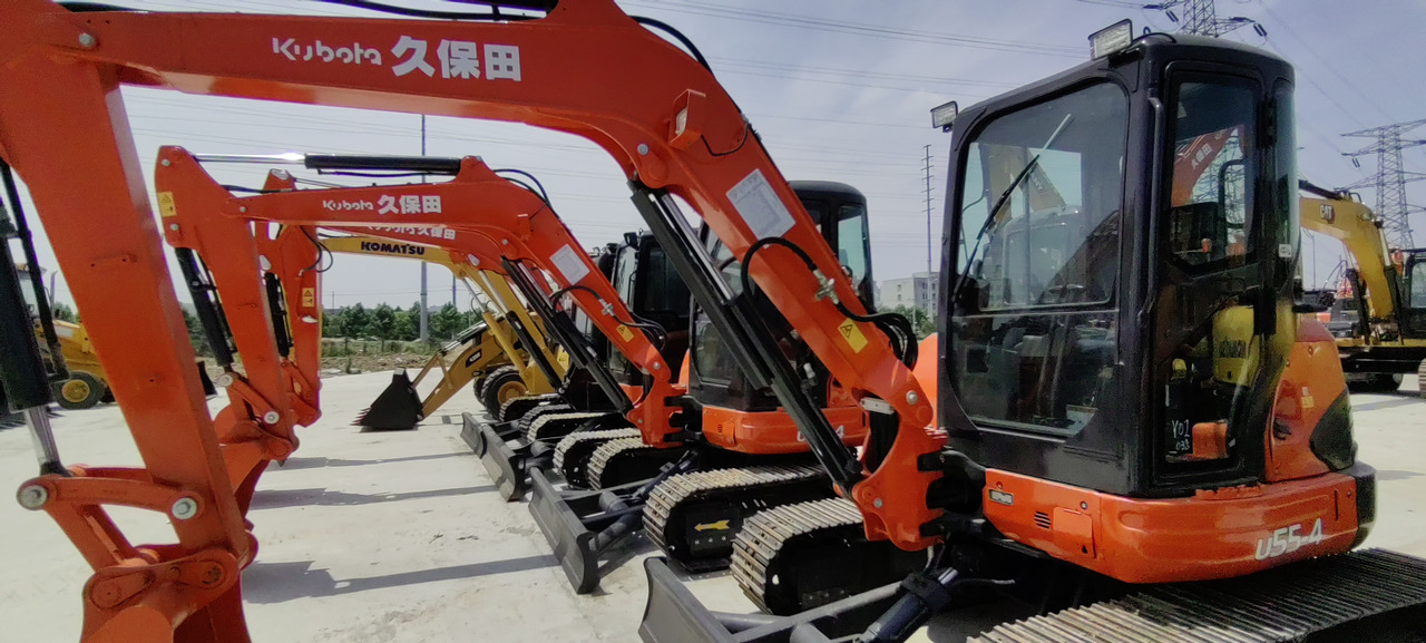 KUBOTA U55 - Mini bager: slika KUBOTA U55 - Mini bager KUBOTA U55 - Mini bager: slika KUBOTA U55 - Mini bager