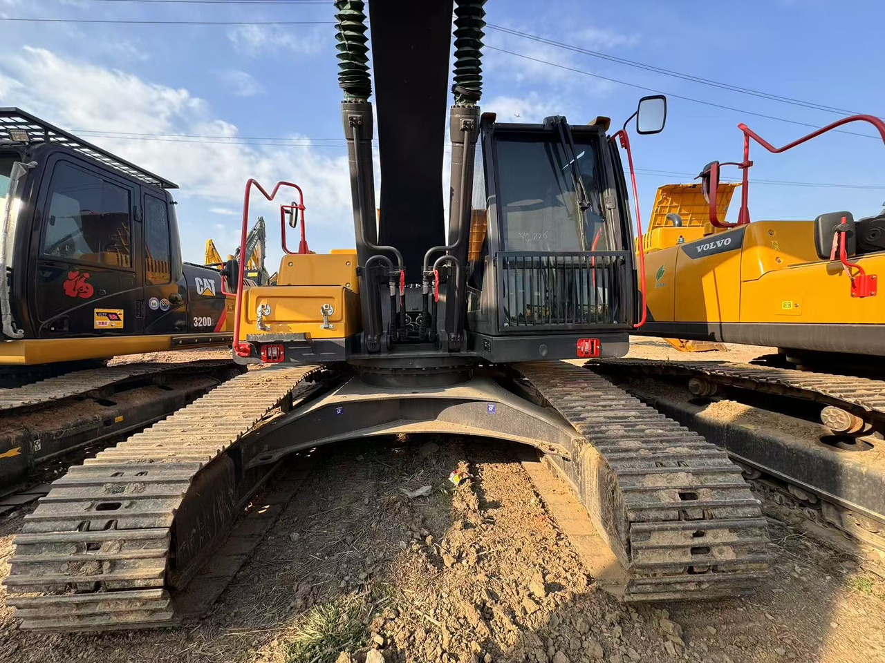 VOLVO EC250D - Bager gusjeničar: slika VOLVO EC250D - Bager gusjeničar VOLVO EC250D - Bager gusjeničar: slika VOLVO EC250D - Bager gusjeničar