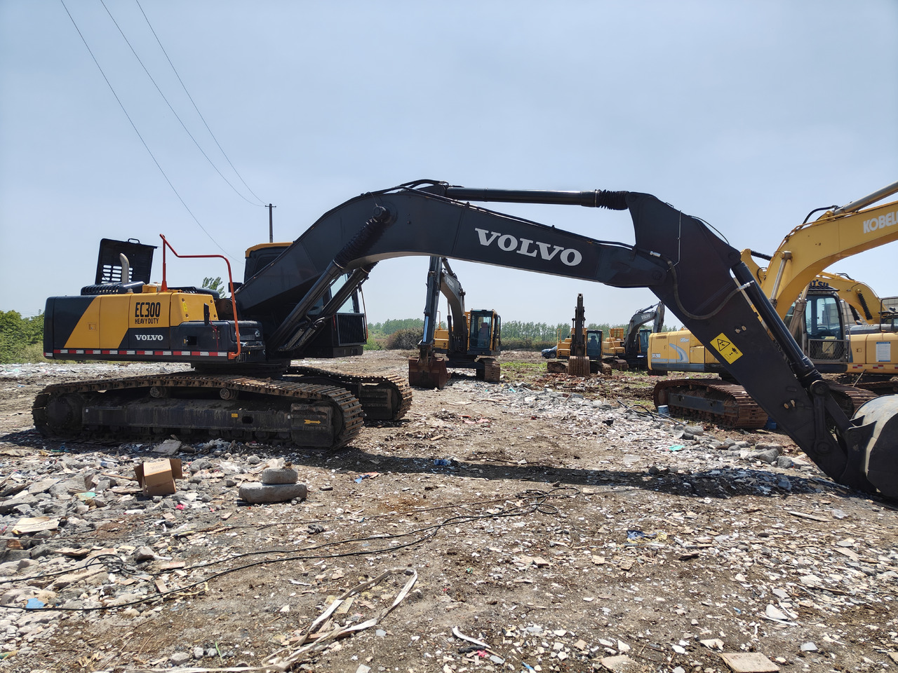 VOLVO EC300 - Bager gusjeničar: slika VOLVO EC300 - Bager gusjeničar VOLVO EC300 - Bager gusjeničar: slika VOLVO EC300 - Bager gusjeničar