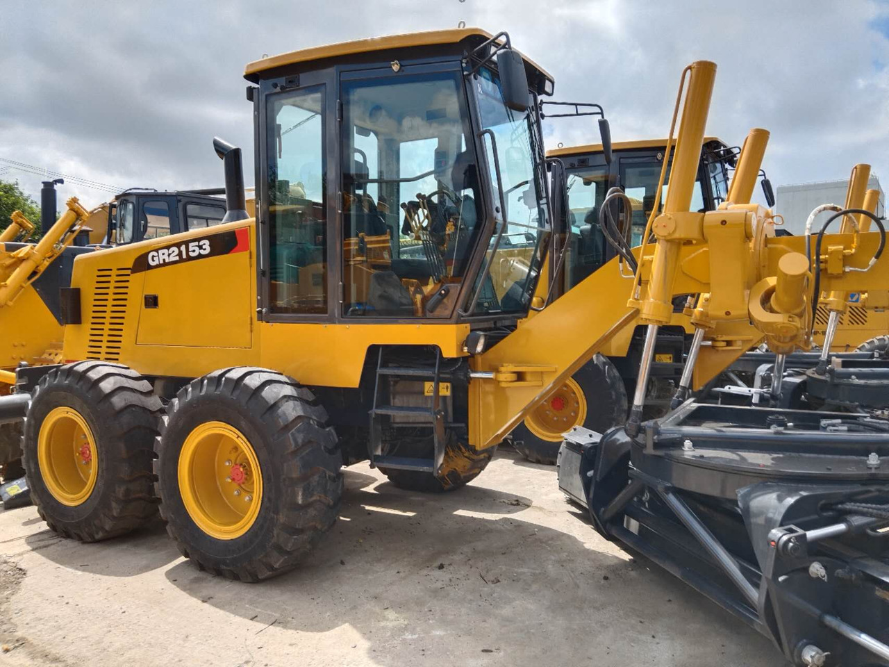 XCMG GR2153 - Grejder: slika XCMG GR2153 - Grejder XCMG GR2153 - Grejder: slika XCMG GR2153 - Grejder